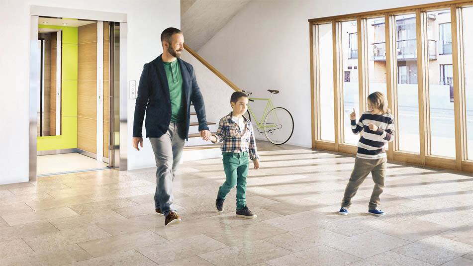 img_Family in EU new lobby
